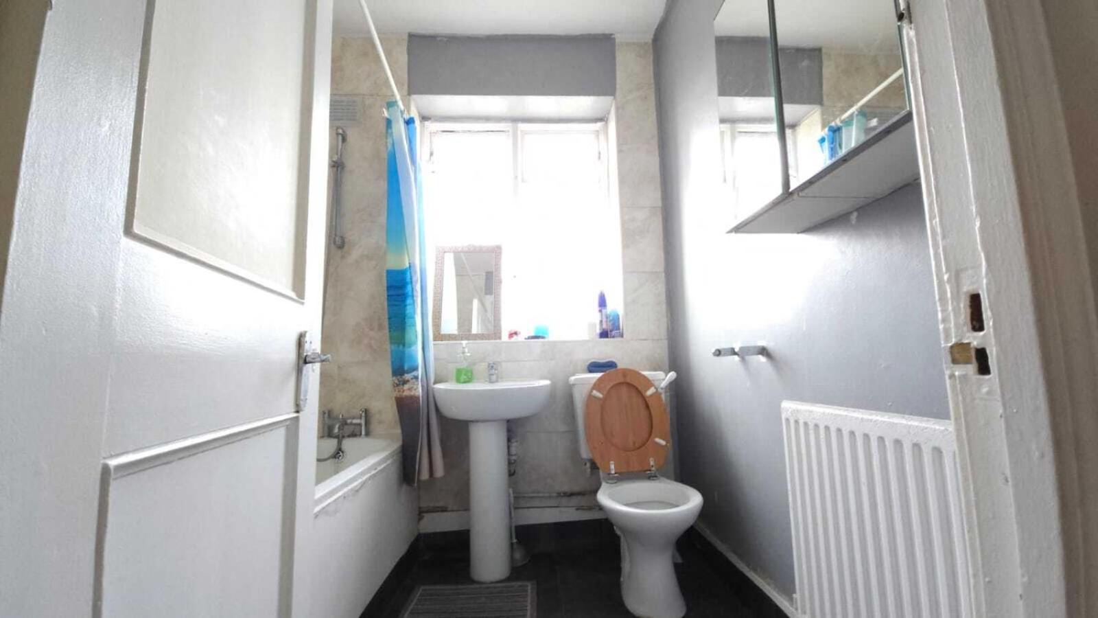 London Edgware Station Apartment Bilik gambar