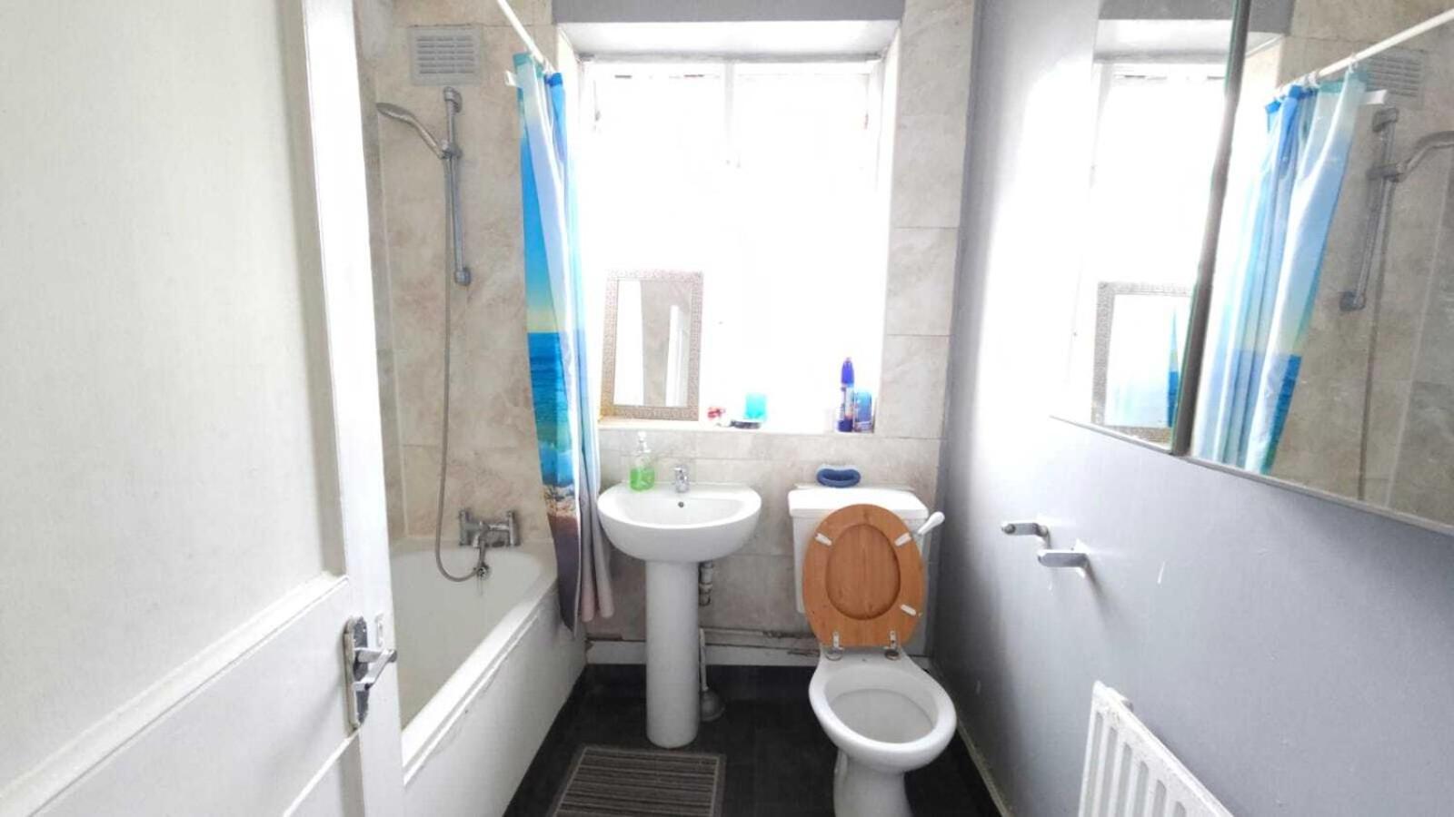London Edgware Station Apartment Bilik gambar