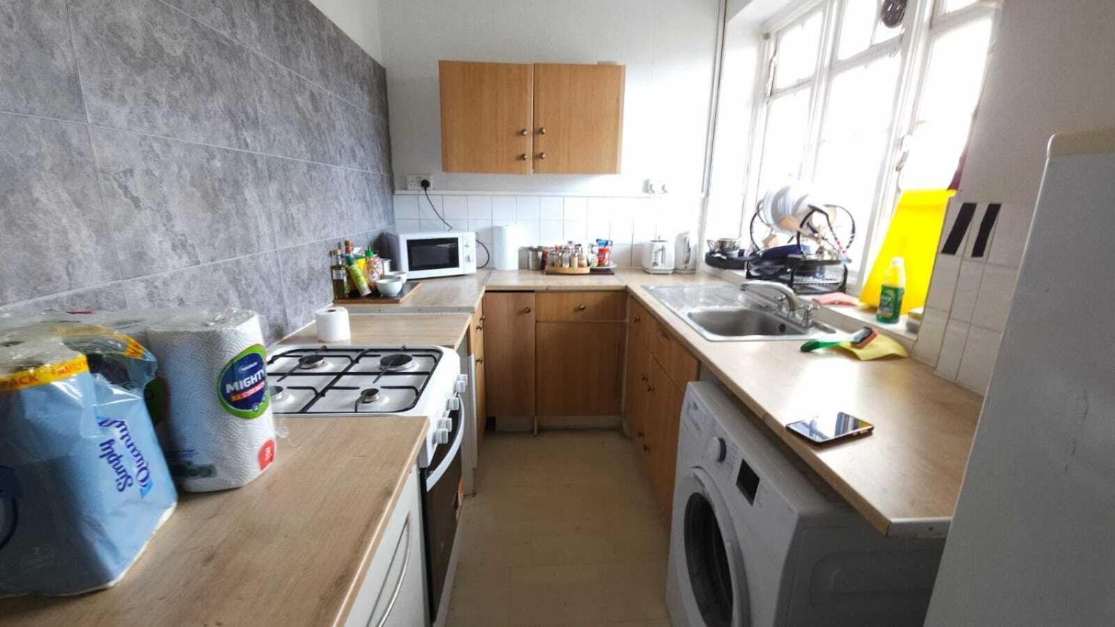 London Edgware Station Apartment Bilik gambar